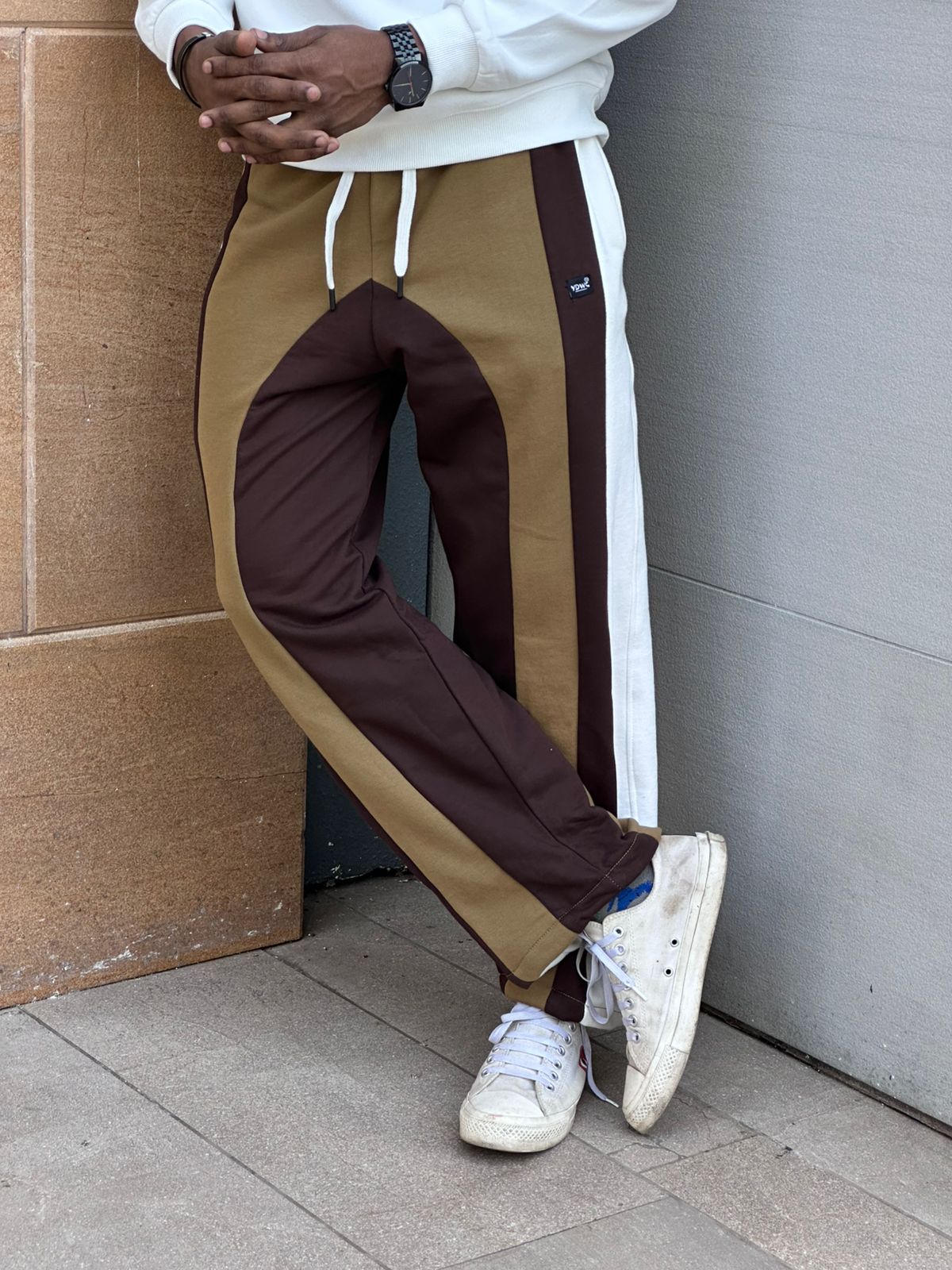 Three-Tone Arc Straight Pant