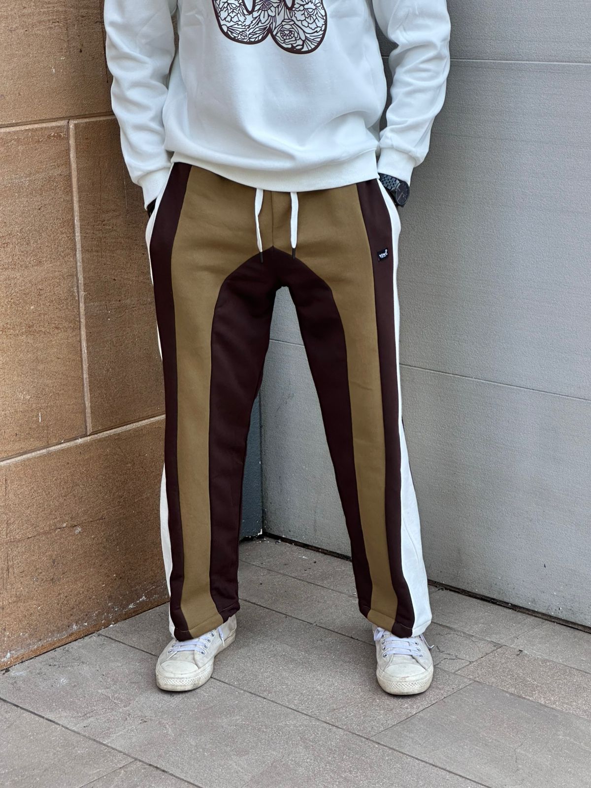 Three-Tone Arc Straight Pant